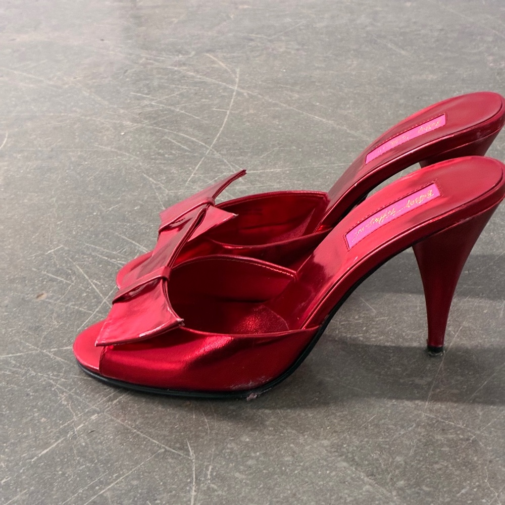 Red Metallic Vintage Mule with Bow Betsey Johnson Pinup